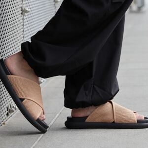 ANEW ANOTHERSOLE SZ 41 9 1/2 TAULE MARSHMELLOW SANDALS SLIDES NWOB